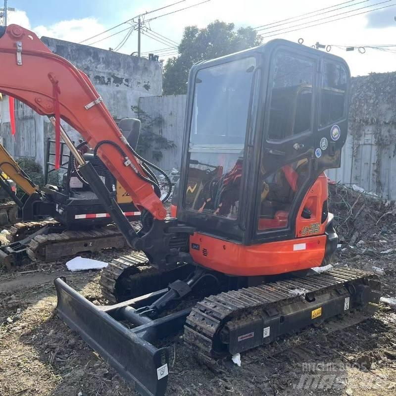 Kubota U 35 Minigravemaskiner