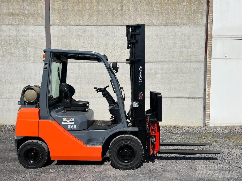 Toyota 02-8FGF25 LPG gaffeltrucks