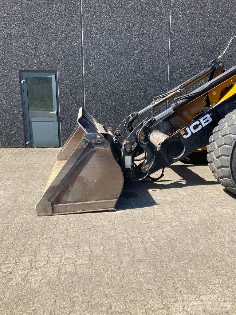 JCB 437 HT HL Læssemaskiner på hjul
