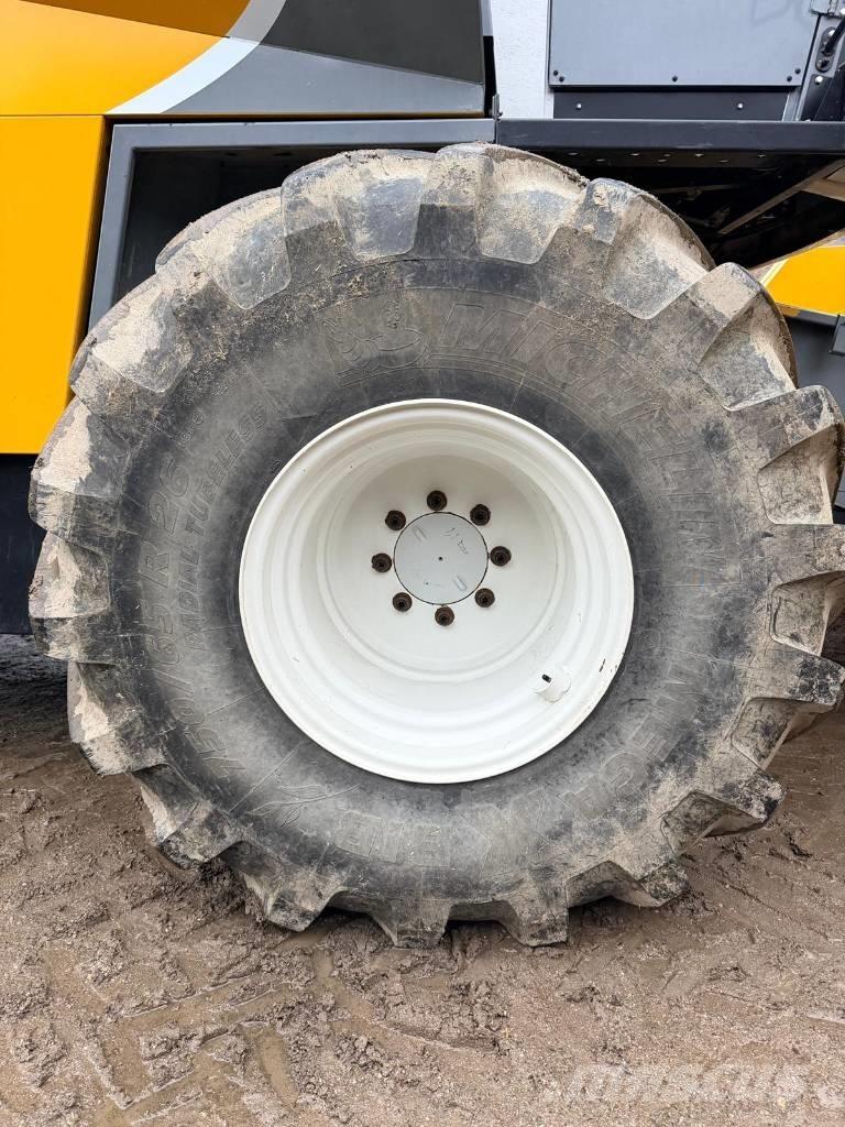 Sampo-Rosenlew 2065 Mejetærskere