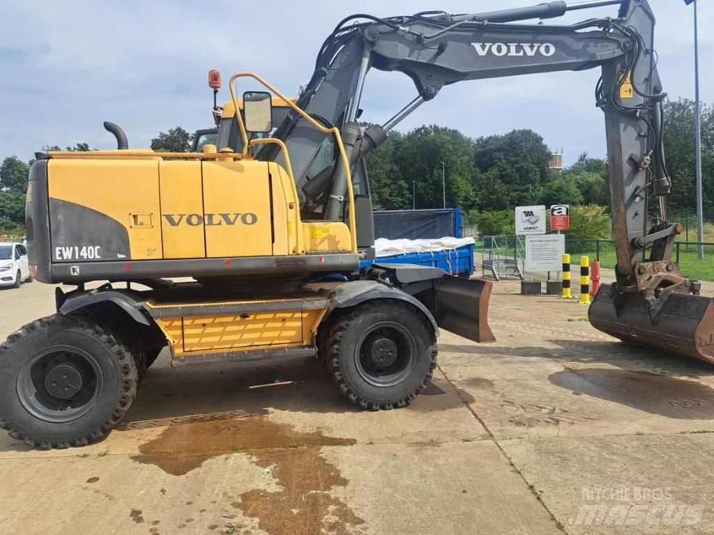 Volvo EW 140 C Gravemaskiner på hjul