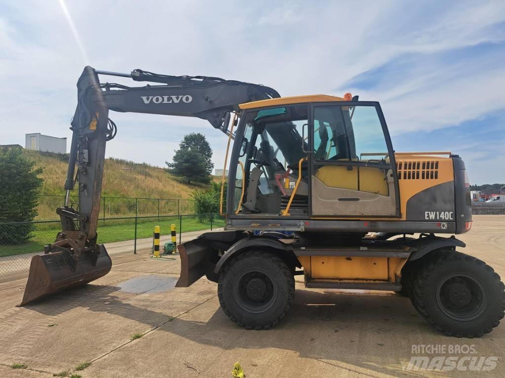 Volvo EW 140 C Gravemaskiner på hjul