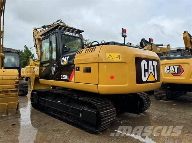 CAT 320 D2L Gravemaskiner på larvebånd