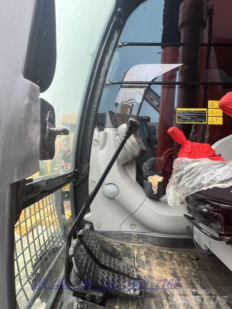 Hitachi ZX200 Gravemaskiner på larvebånd