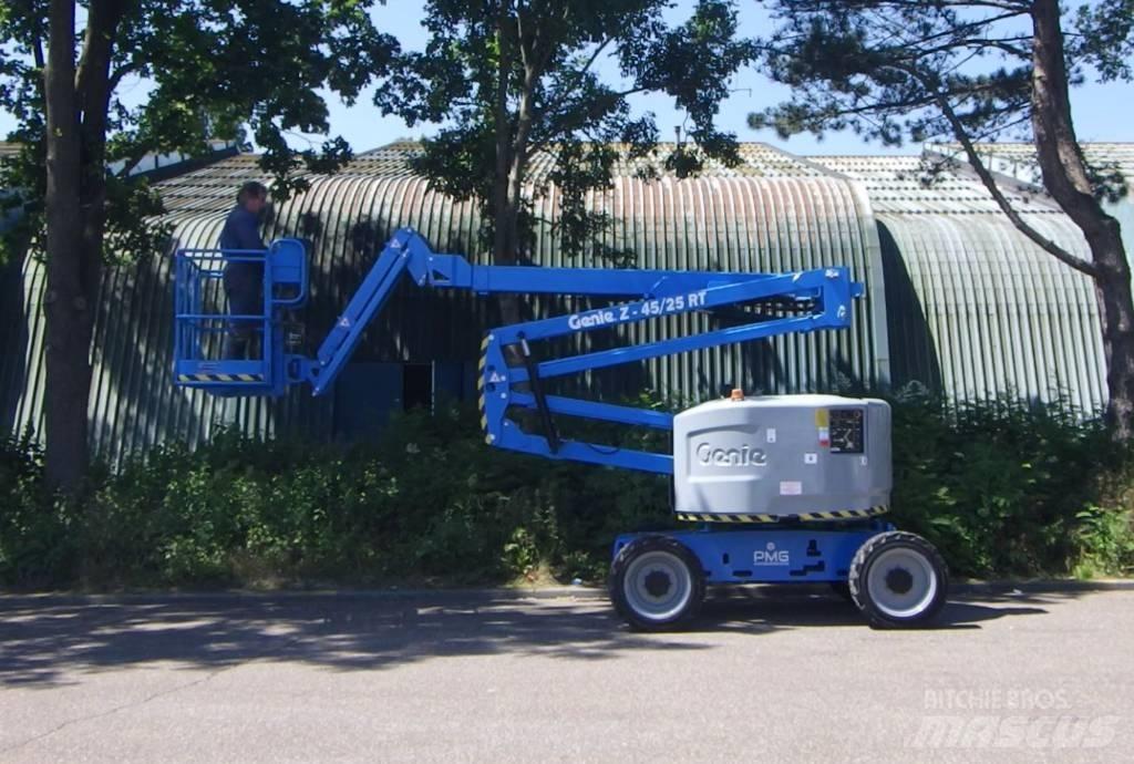 Genie Z45/25JRT Bomlifte med knækarm