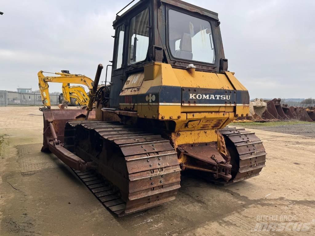 Komatsu D63E-1 Bulldozer på larvebånd