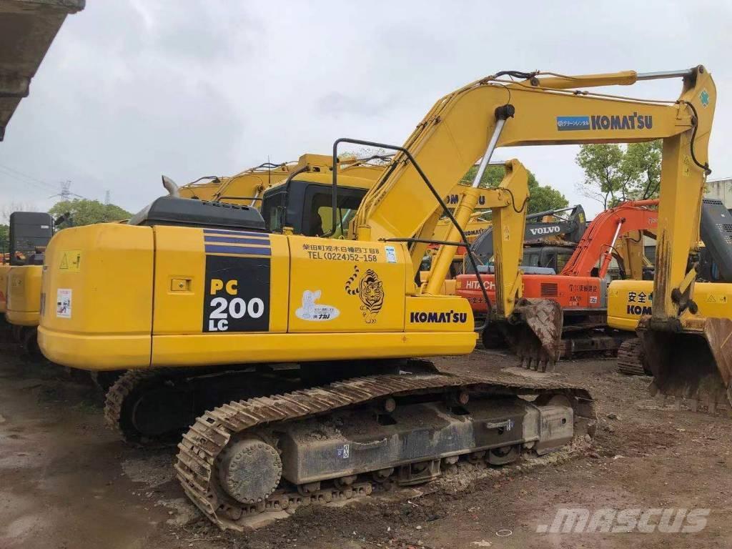 Komatsu PC 200 LC Gravemaskiner på larvebånd