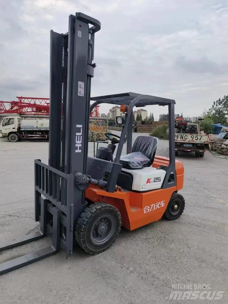 Heli CPC25 Diesel gaffeltrucks