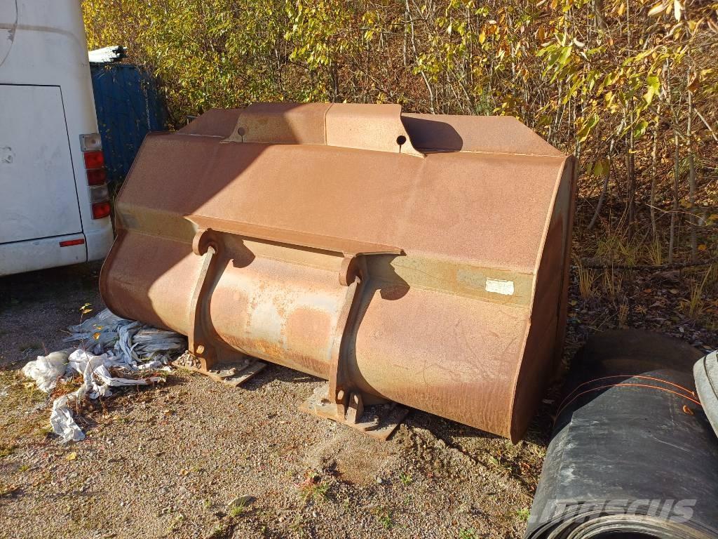 Volvo 120 Kauha Skovle