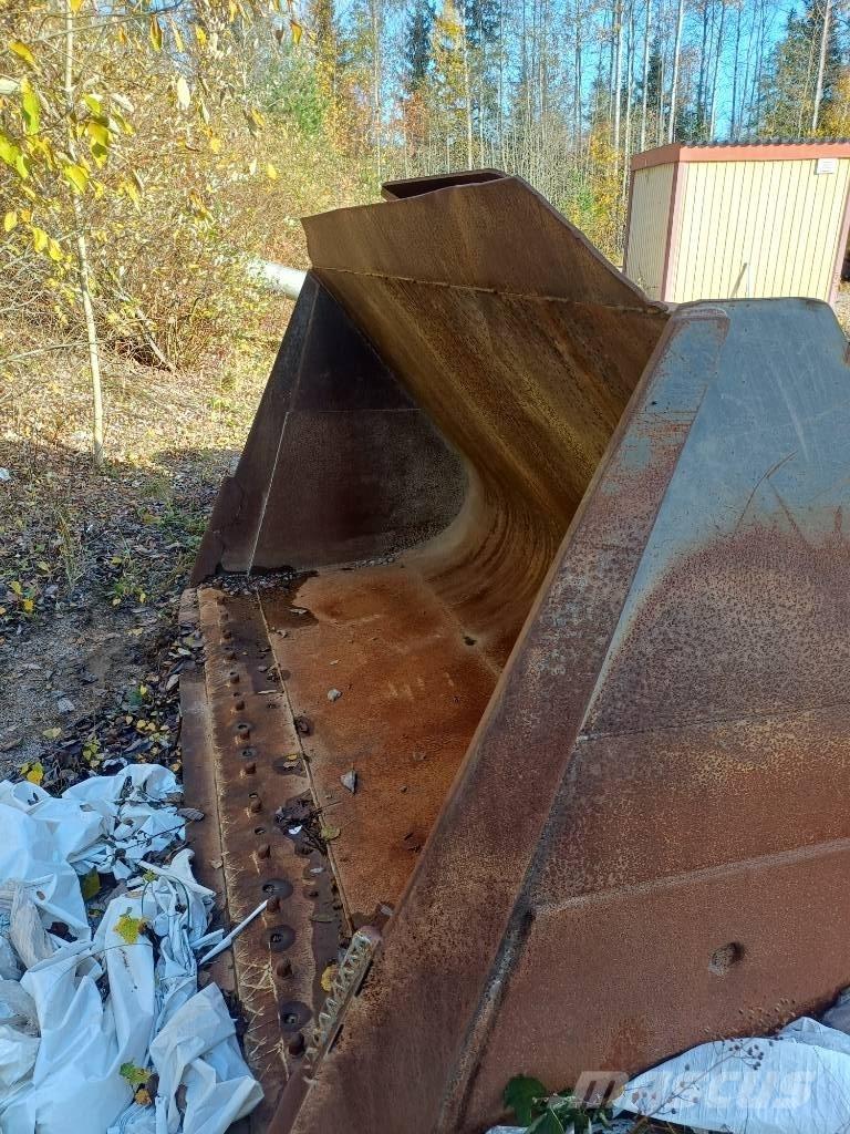 Volvo 120 Kauha Skovle