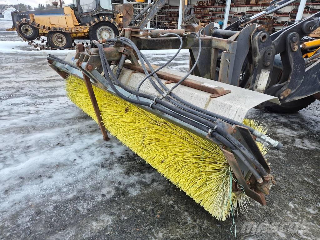 Salo 300 Avoharja Børster