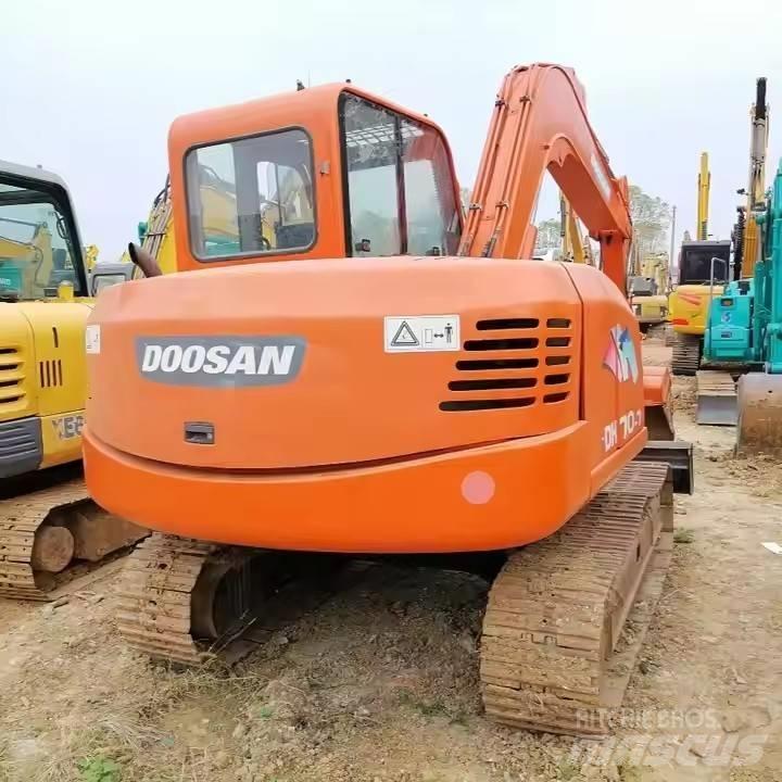 Doosan DH70-7 Gravemaskiner på larvebånd