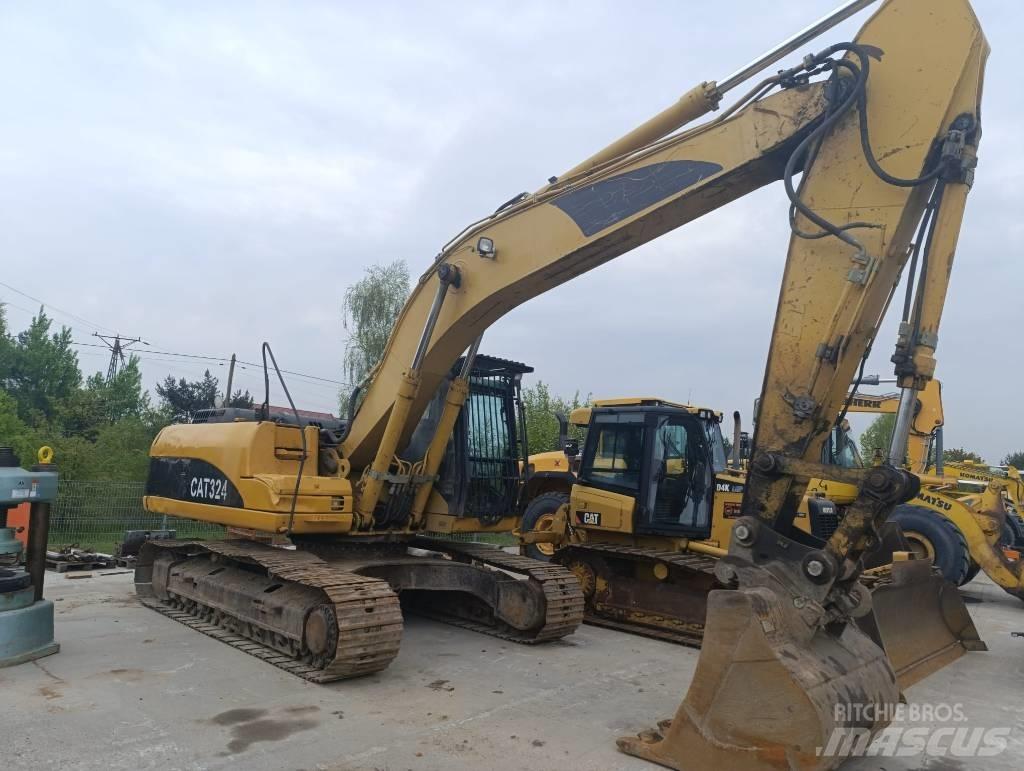 CAT 324 D Gravemaskiner på larvebånd