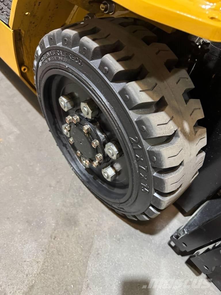 CAT 2C 5000 Gaffeltrucks - andre