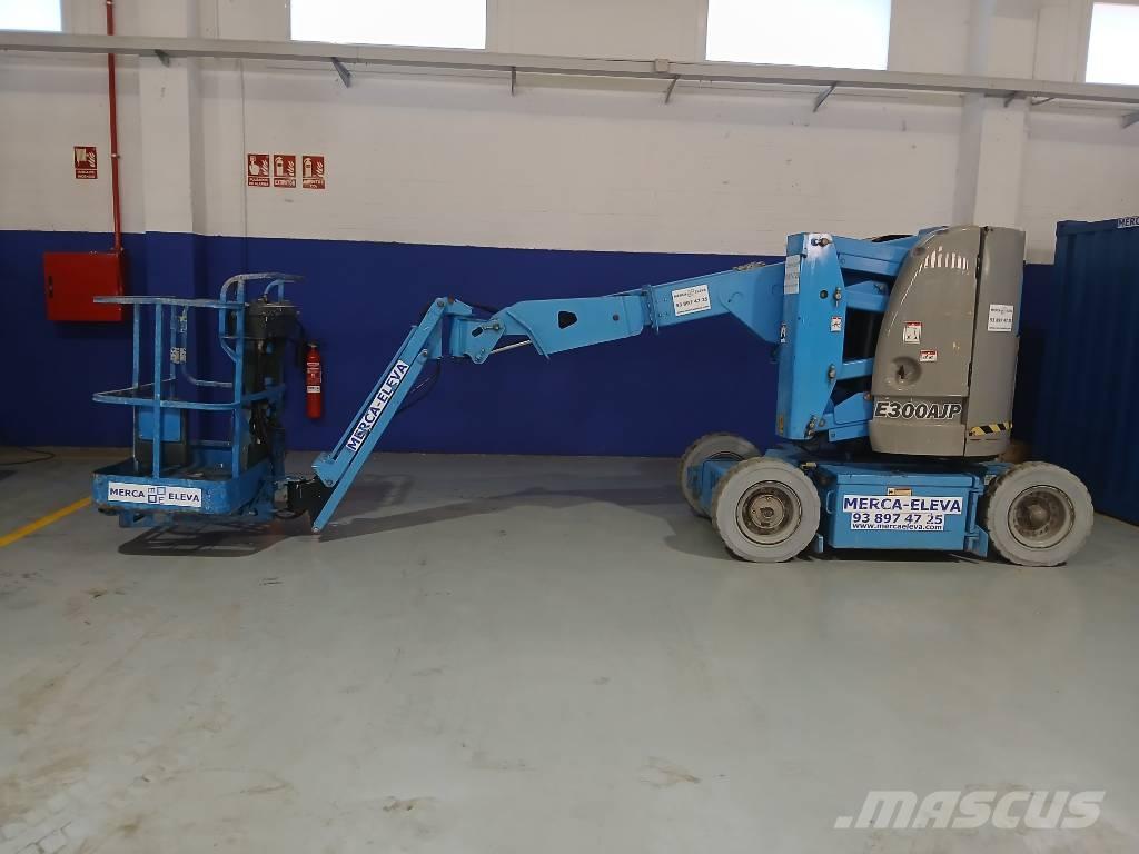 JLG E 300 AJP Bomlifte med knækarm
