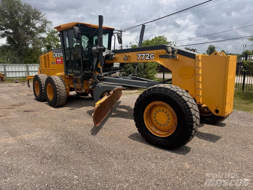 DEERE 772G Vejhøvle / Gradere