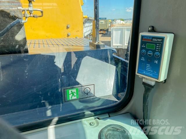 CAT 374F L Gravemaskiner på larvebånd