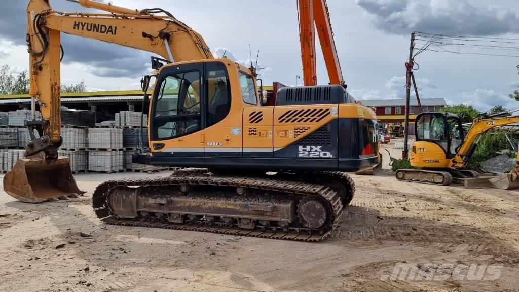 Hyundai 220 LC Gravemaskiner på larvebånd