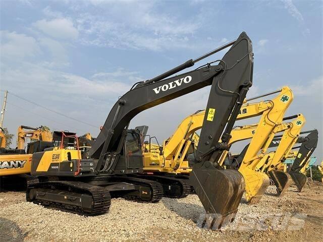 Volvo EC240 Gravemaskiner på larvebånd