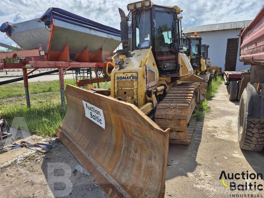 Komatsu D51 Bulldozer på larvebånd