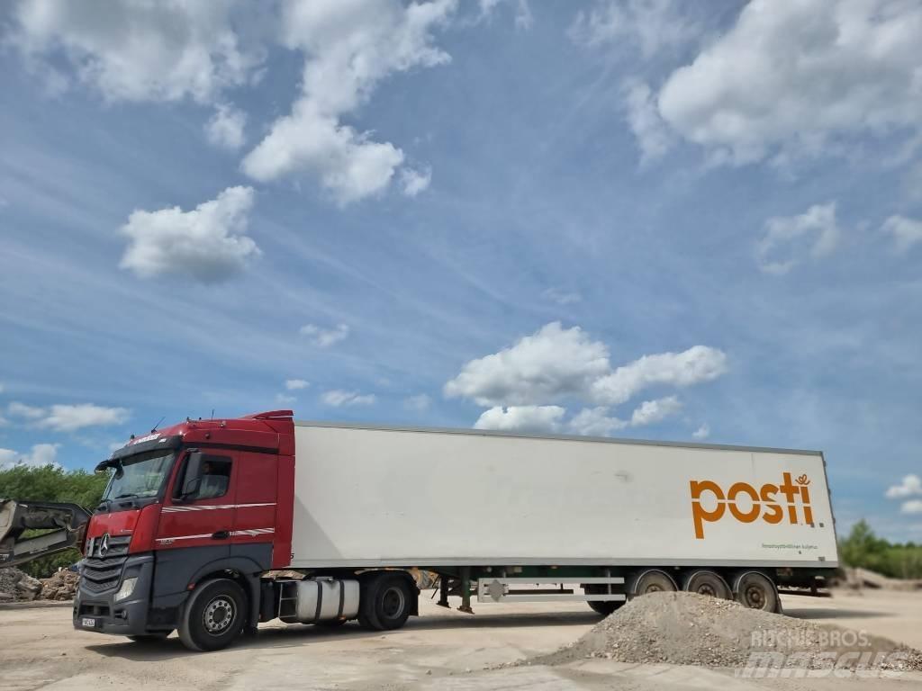 Schmitz Narko Semi-trailer med Kølefunktion