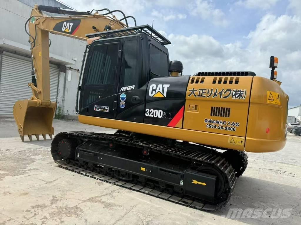 CAT 320 D2 Gravemaskiner på larvebånd