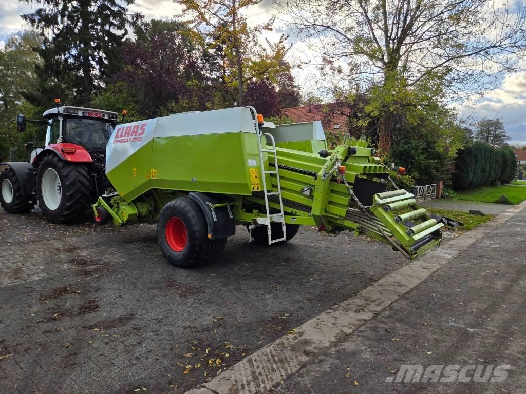 CLAAS Quandrant 2200 Pressere til firkantede baller