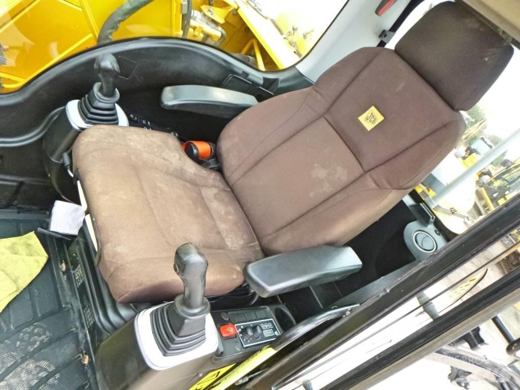 JCB JS 130 LC Gravemaskiner på larvebånd