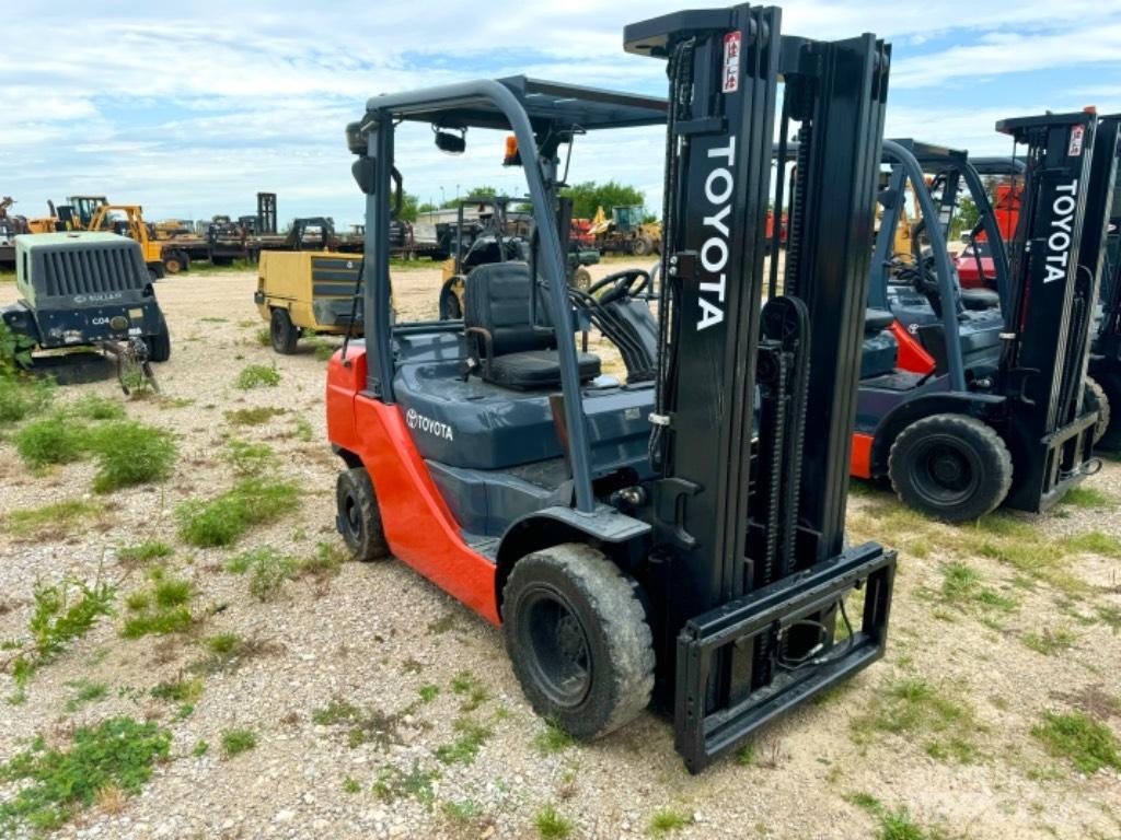 Toyota 8 FG U 25 Gaffeltrucks - andre