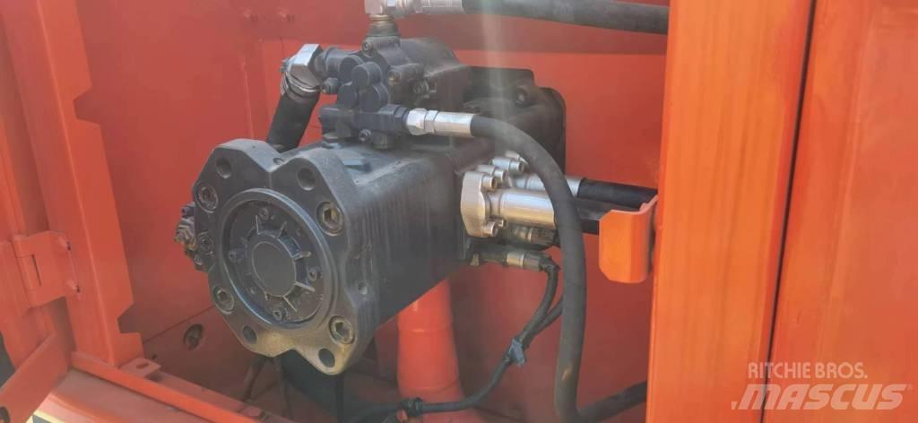 Doosan 300-7 Gravemaskiner på larvebånd