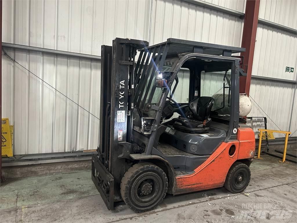 Toyota 02-8FGF25 LPG gaffeltrucks