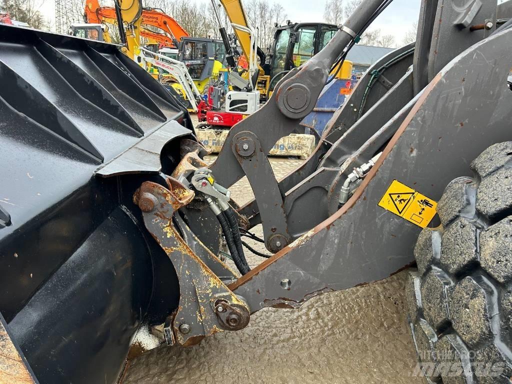 Volvo L 120 H Læssemaskiner på hjul