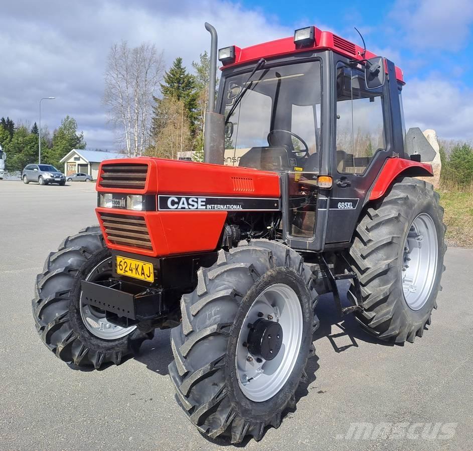 Case IH 685 XL Traktorer