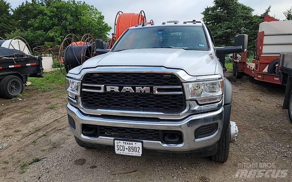 RAM 5500 Lastbil med lad/Flatbed