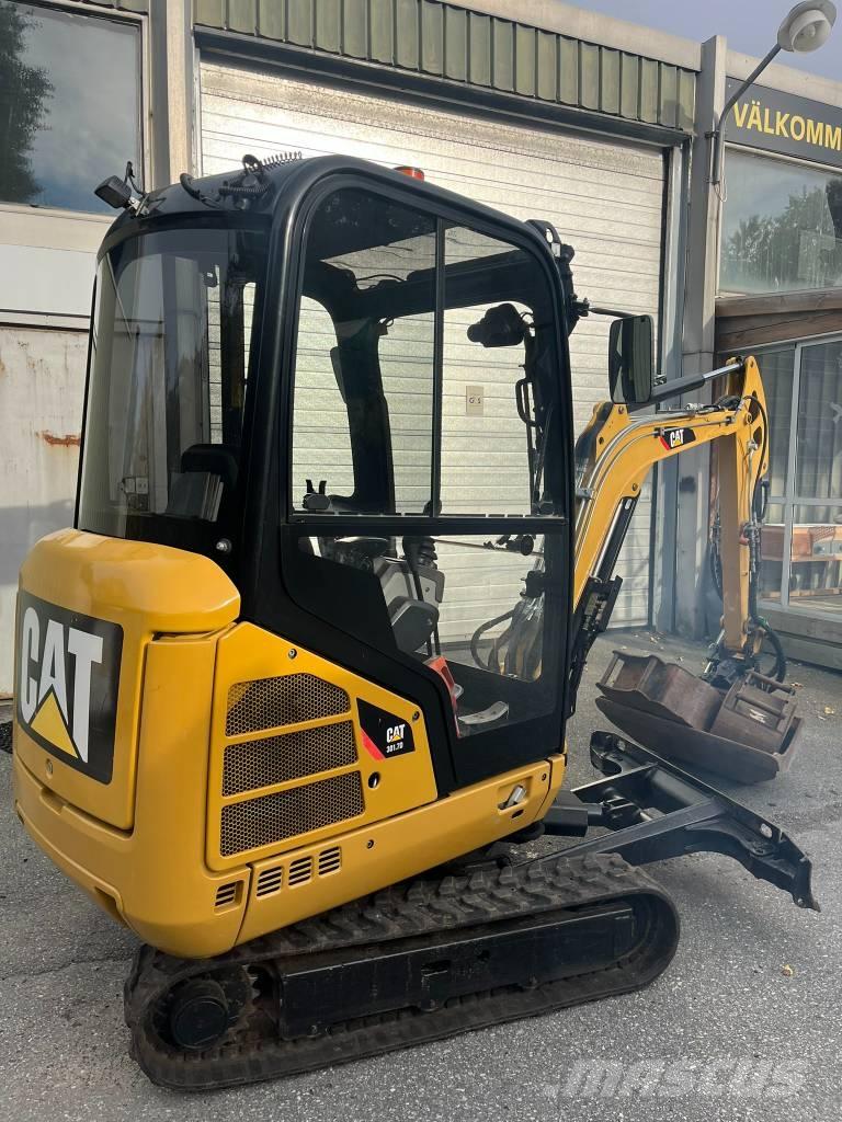 CAT 301.7 D Rototilt Minigravemaskiner