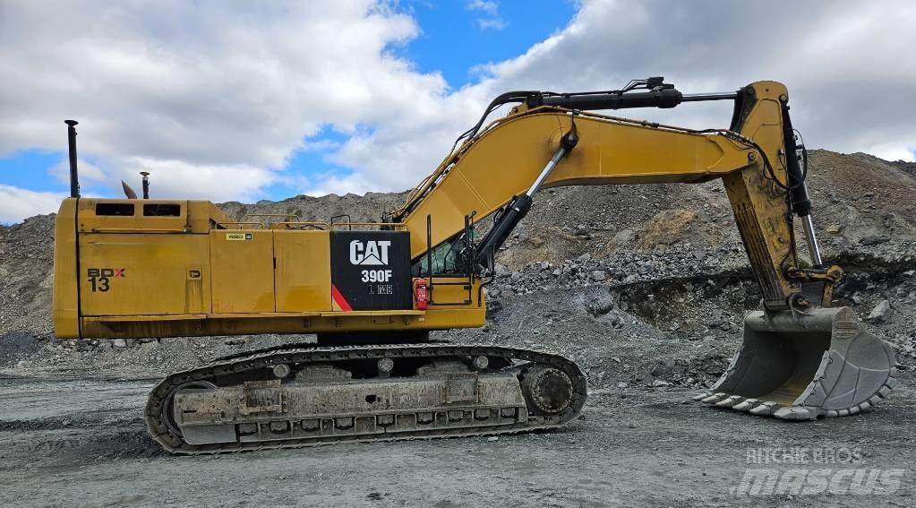 CAT 390 F Gravemaskiner på larvebånd