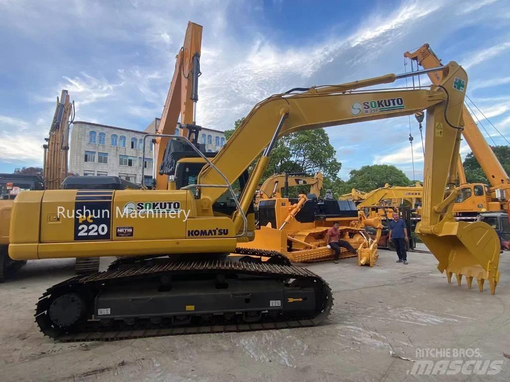 Komatsu PC220-7 Gravemaskiner på larvebånd