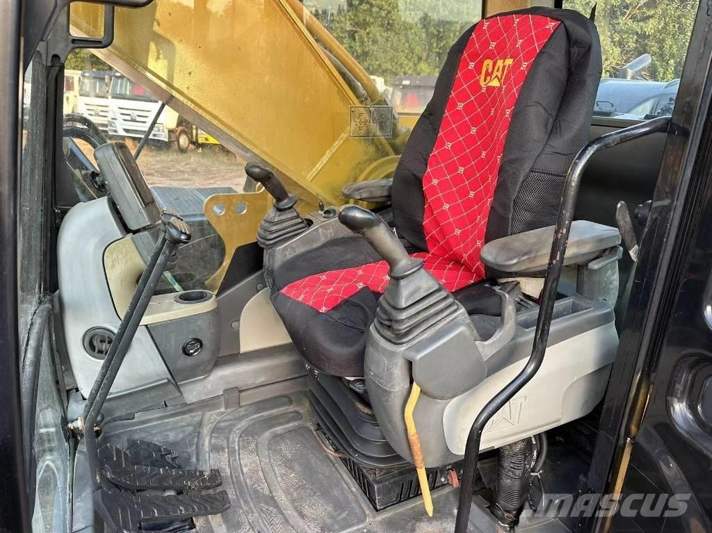 CAT 330DL Gravemaskiner på larvebånd