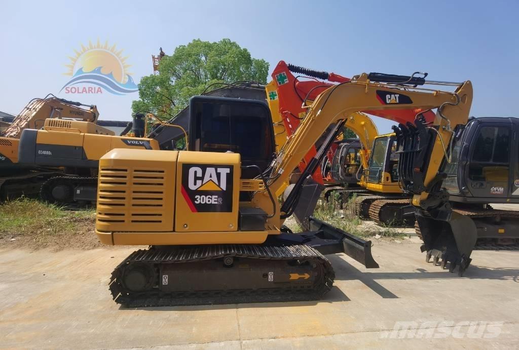 CAT 306E2 Gravemaskiner på larvebånd