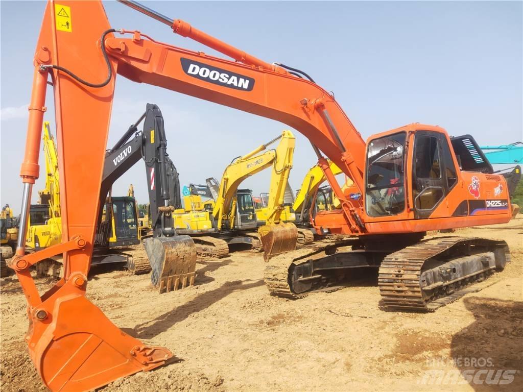 Doosan DH 225 LC-7 Gravemaskiner på larvebånd