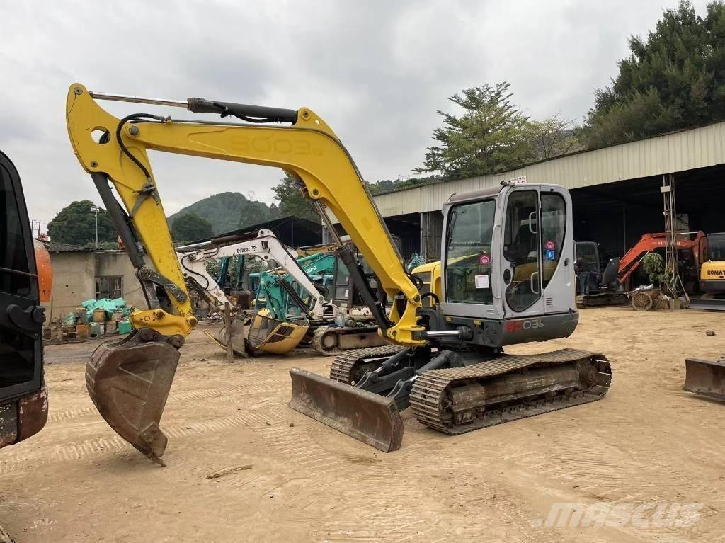 Wacker Neuson 8003 Midi-gravemaskiner 7t - 12t