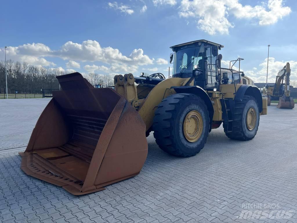 CAT 982M Læssemaskiner på hjul