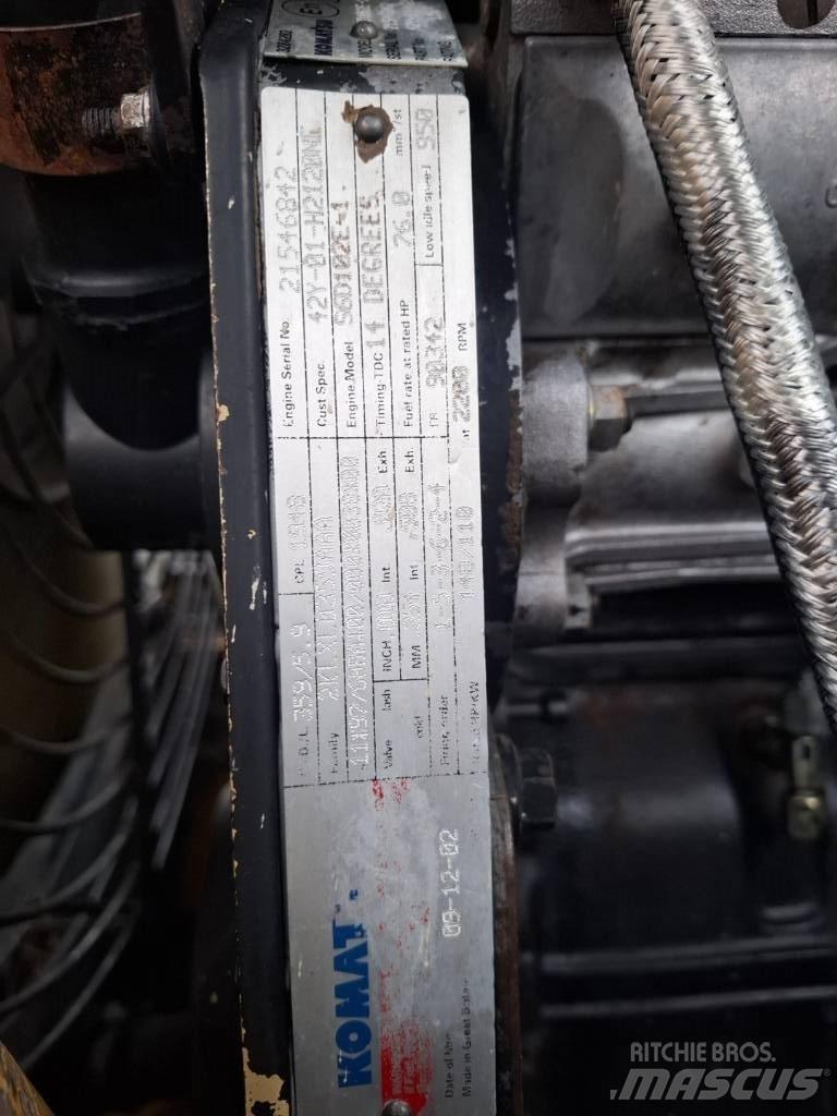 Komatsu WA 270-3 Læssemaskiner på hjul