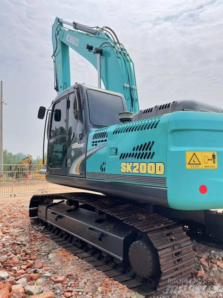 Kobelco 200 Gravemaskiner på larvebånd