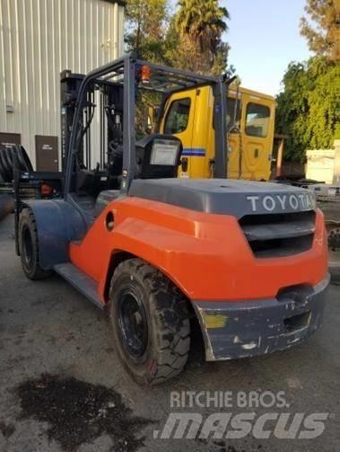 Toyota 8FD70U Diesel gaffeltrucks
