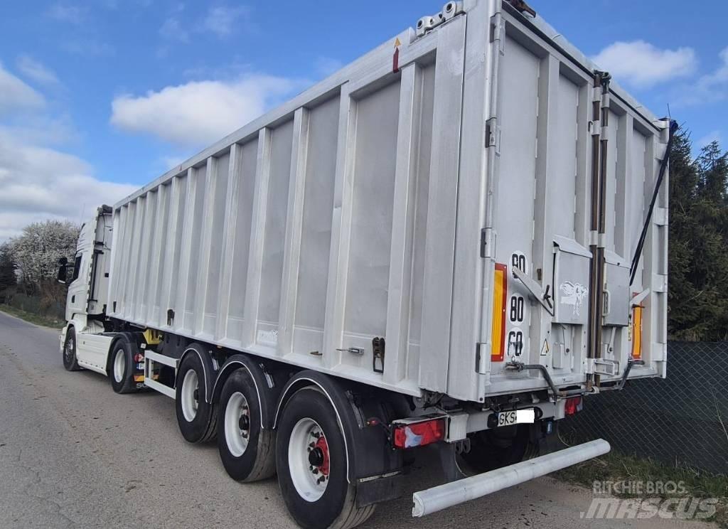 Benalu BRD Semi-trailer med tip