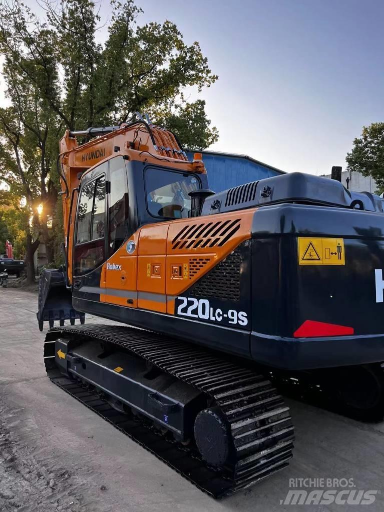 Hyundai 220LC-9S Gravemaskiner på larvebånd