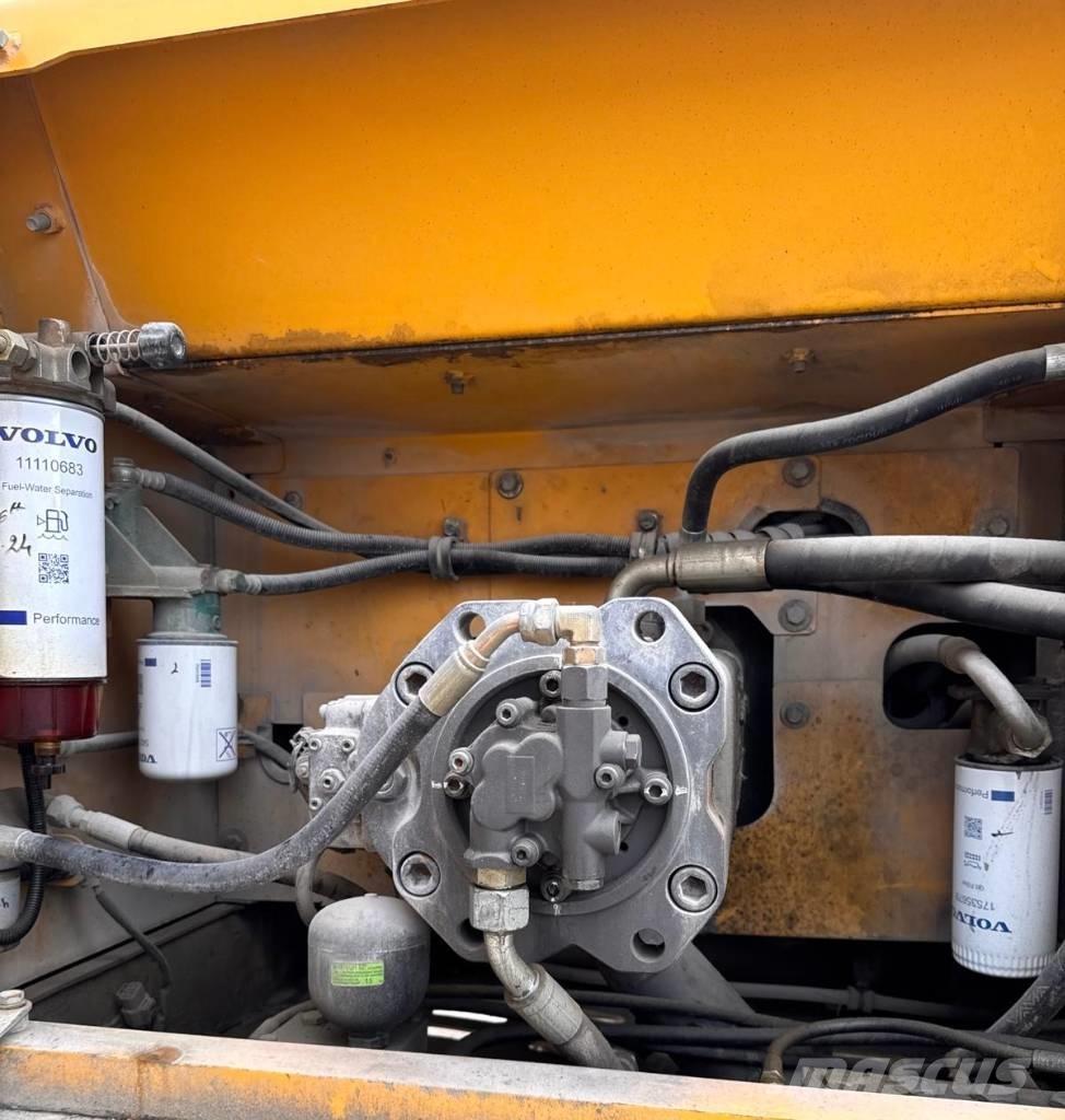 Volvo EC 300 D L Gravemaskiner på larvebånd