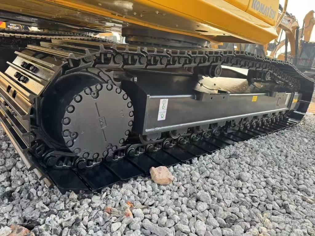 Komatsu 240-8N1 Gravemaskiner på larvebånd