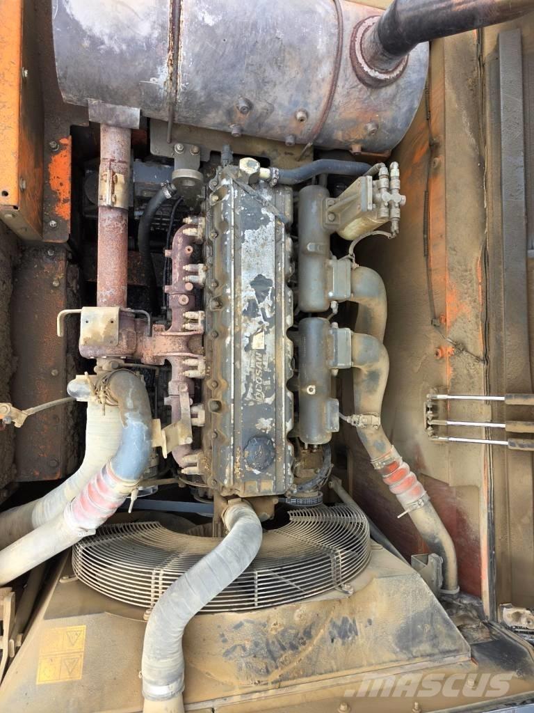 Doosan DX 380 LC Gravemaskiner på larvebånd